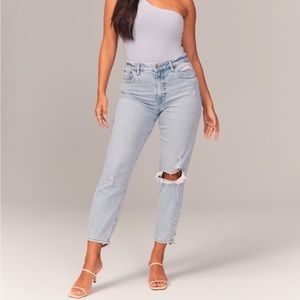 Abercrombie & Fitch Curve Love High Rise Mom Jean